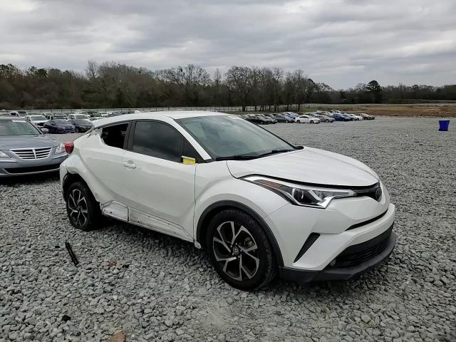 2018 Toyota C-HR - Image 11