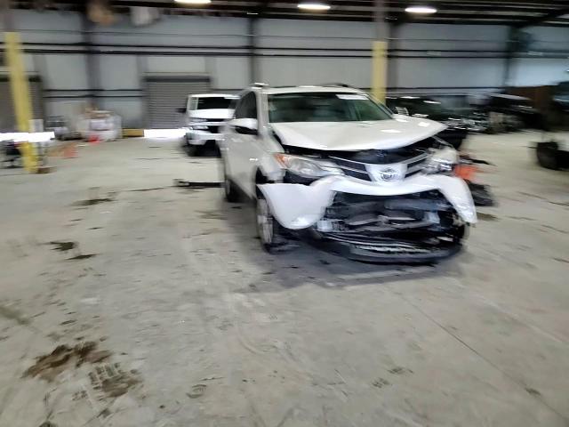2013 Toyota RAV 4 - Image 14
