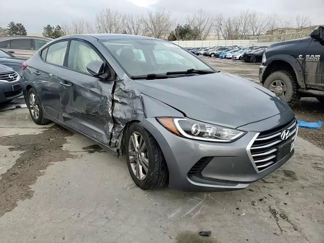 2018 Hyundai Elantra - Image 11