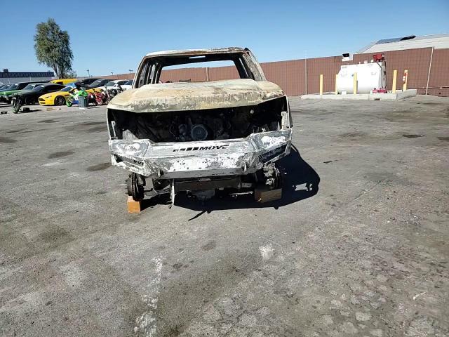 2005 Chevrolet Silverado C2500 Heavy Duty VIN: 1GCHC23U85F964435 Lot: 44534435
