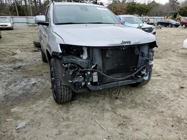 2015 Jeep Grand Cherokee - Image 15