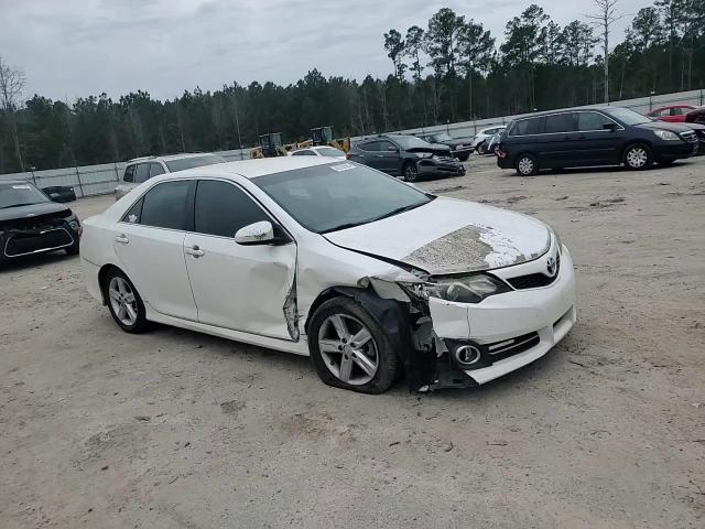 2014 Toyota Camry - Image 10