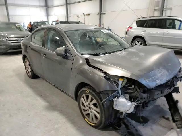 2013 Mazda 3 - Image 11