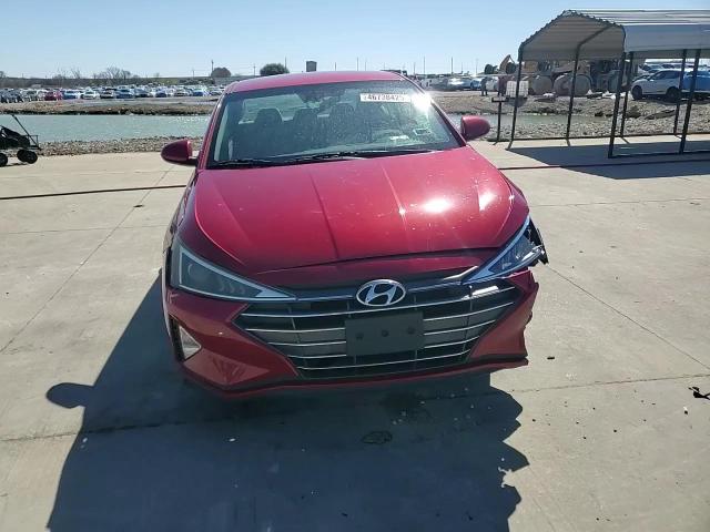2020 Hyundai Elantra - Image 13