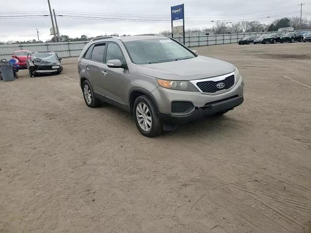 2011 Kia Sorento - Image 12
