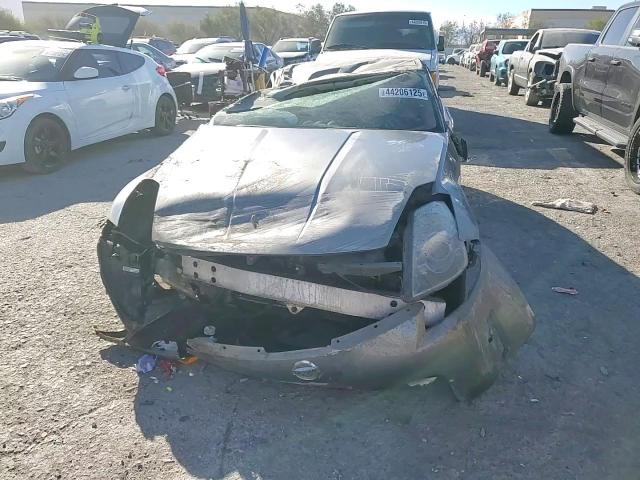 2006 Nissan 350Z - Image 10