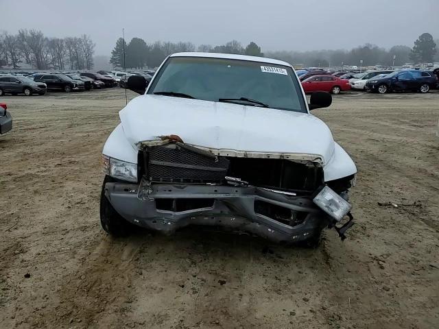 2000 Dodge RAM - Image 11