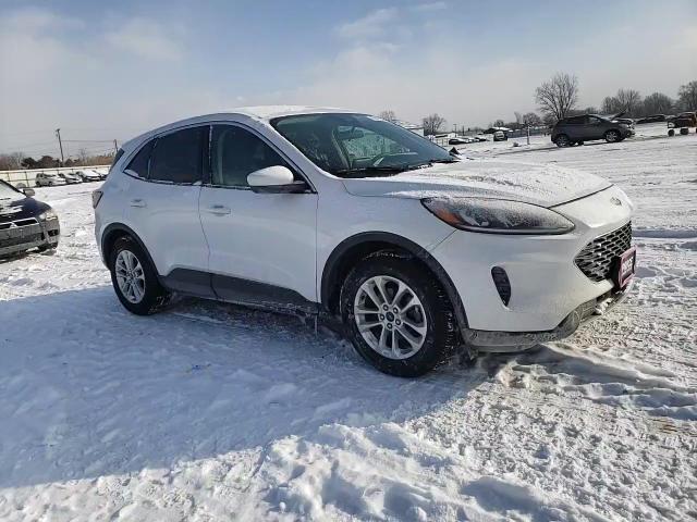 2020 Ford Escape - Image 11