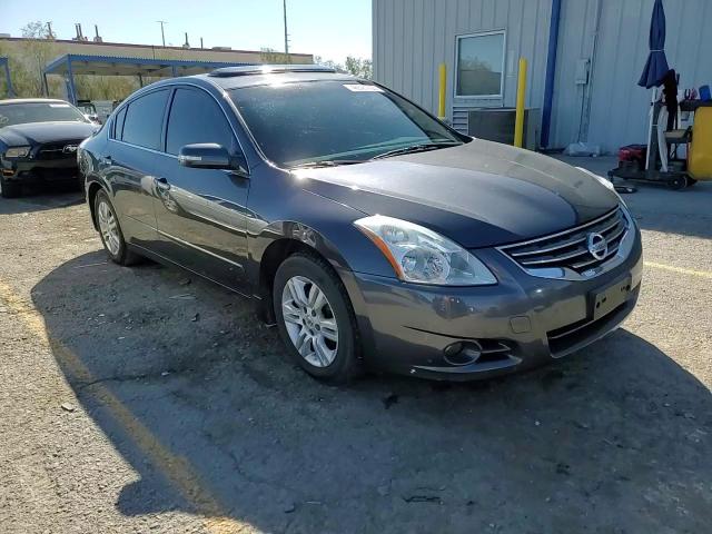2012 Nissan Altima - Image 13