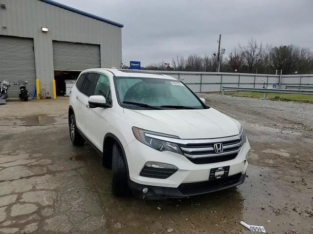 2017 Honda Pilot - Image 14