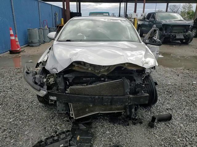 2017 Hyundai Elantra - Image 13