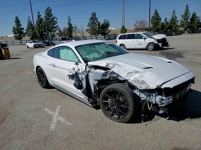 2020 Ford Mustang - Image 10