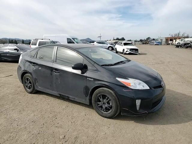 2015 Toyota Prius - Image 11