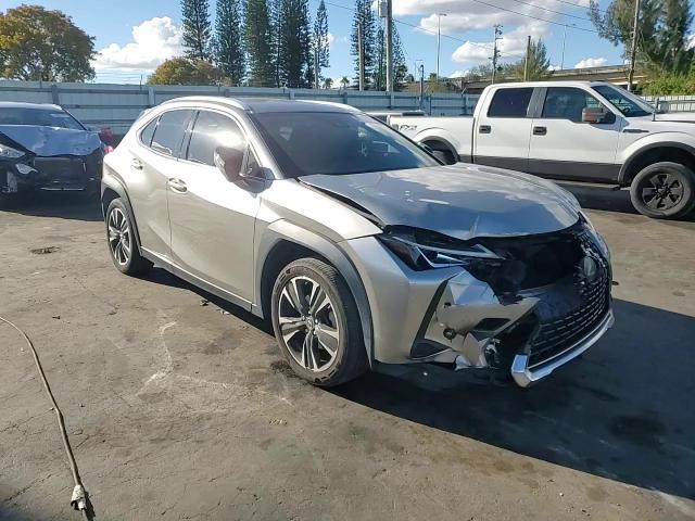 2019 Lexus UX - Image 10