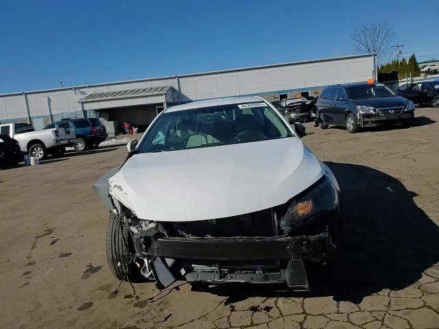 2016 Toyota Camry - Image 11