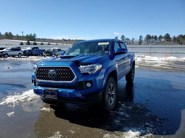 2018 Toyota Tacoma - Image 10
