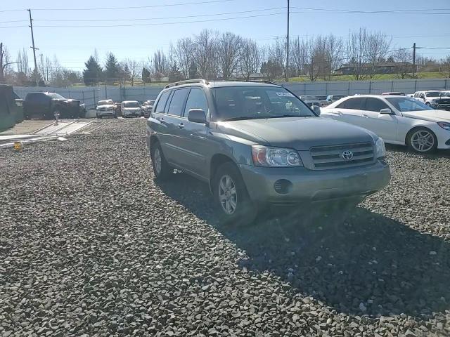 2005 Toyota Highlander - Image 11