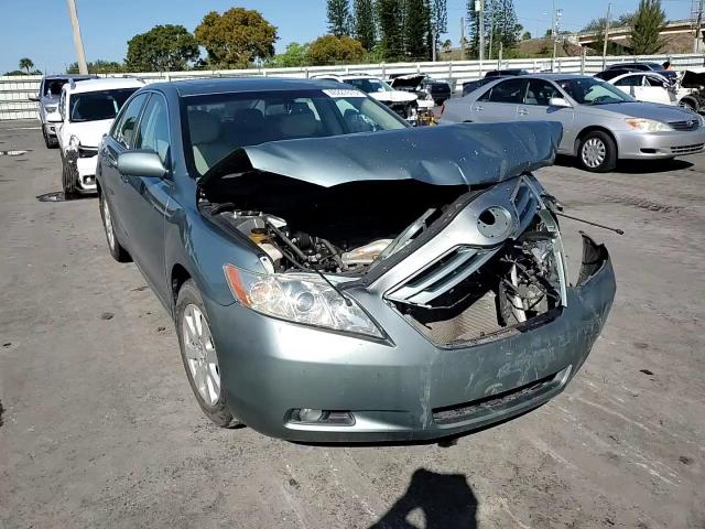 2009 Toyota Camry - Image 10