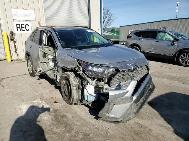 2021 Toyota RAV 4 - Image 11
