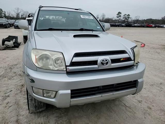 2005 Toyota 4Runner - Image 12