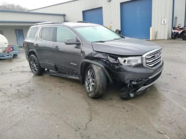 2018 GMC Acadia - Image 15