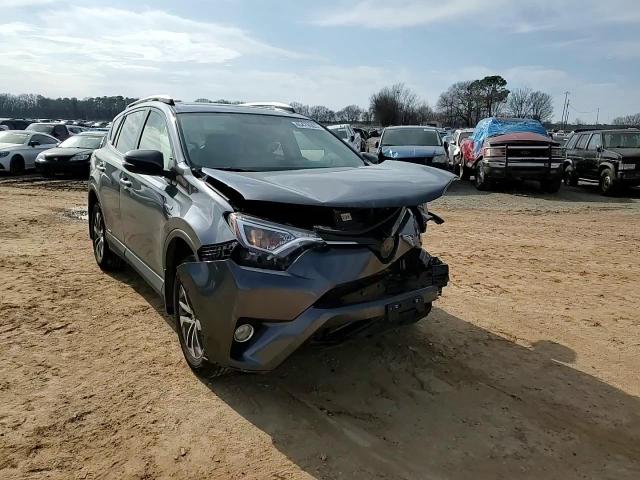 2016 Toyota RAV 4 - Image 11