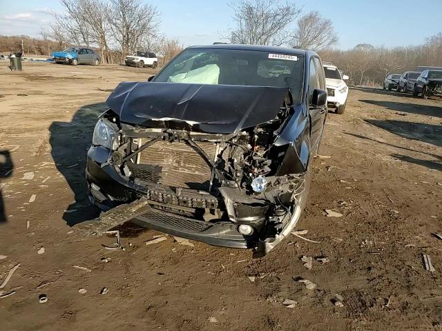 2016 Dodge Caravan - Image 12