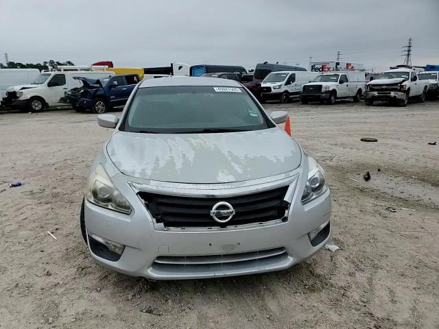 2013 Nissan Altima - Image 11