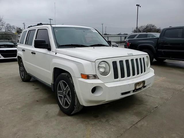 2008 Jeep Liberty (Patriot) - Image 11
