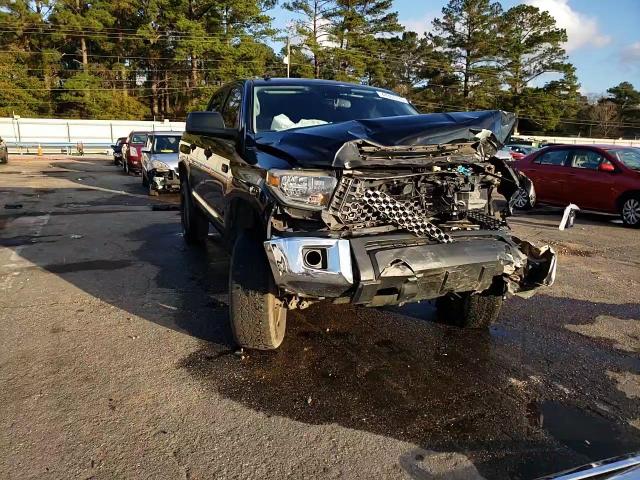 2018 Toyota Tundra - Image 14