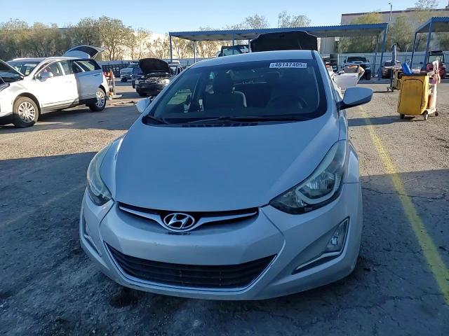 2016 Hyundai Elantra - Image 13