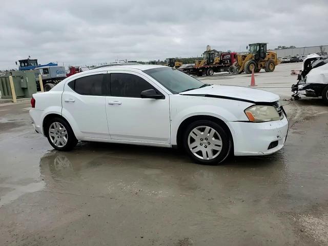2014 Dodge Avenger - Image 13