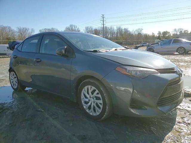 2017 Toyota Corolla - Image 11