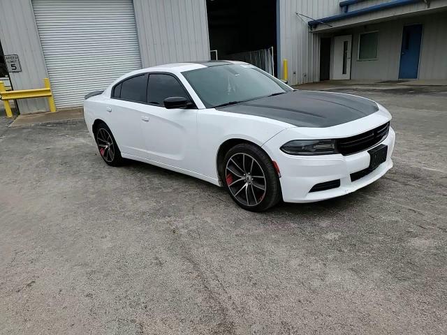 2019 Dodge Charger - Image 11