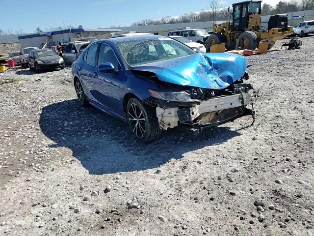 2019 Toyota Camry - Image 10