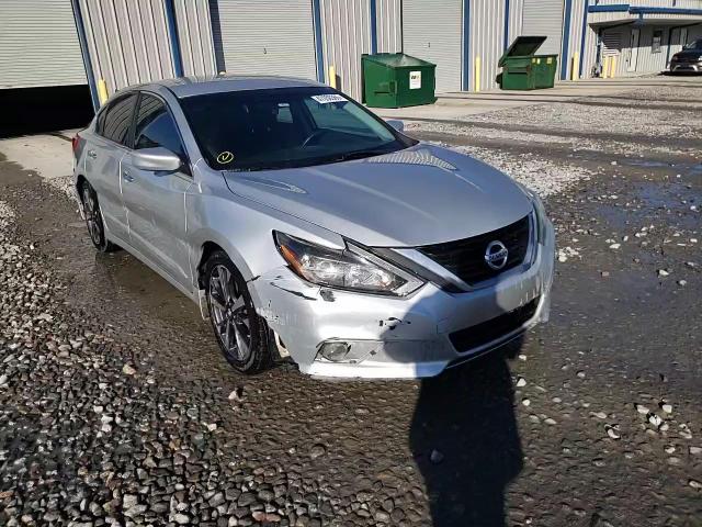 2016 Nissan Altima - Image 10