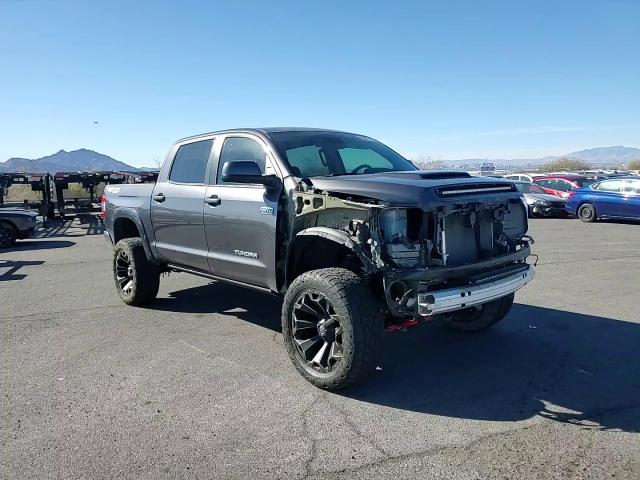 2020 Toyota Tundra - Image 10
