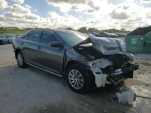 2014 Toyota Camry - Image 13