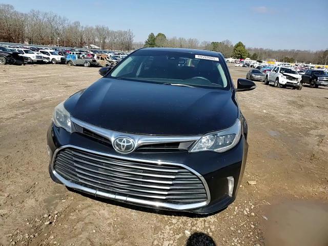 2016 Toyota Avalon - Image 10