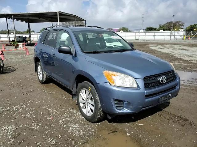 2010 Toyota RAV 4 - Image 12