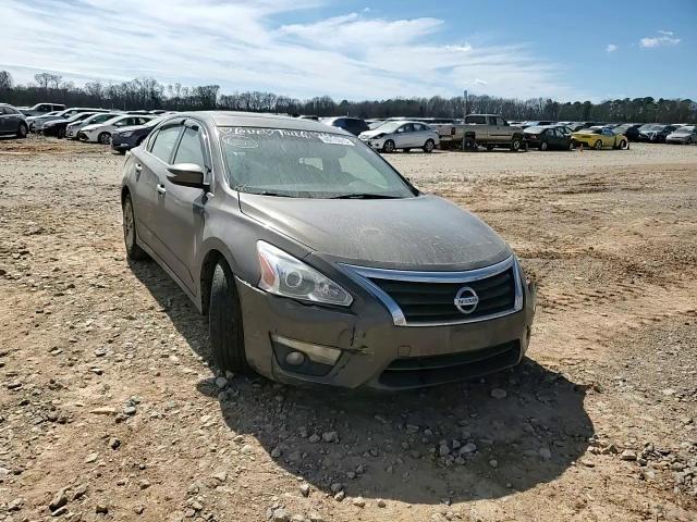 2014 Nissan Altima - Image 11