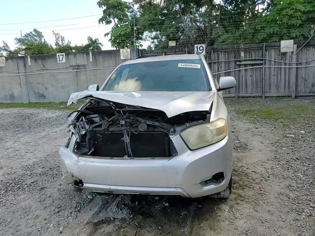 2008 Toyota Highlander - Image 12