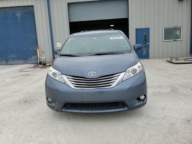 2015 Toyota Sienna - Image 14