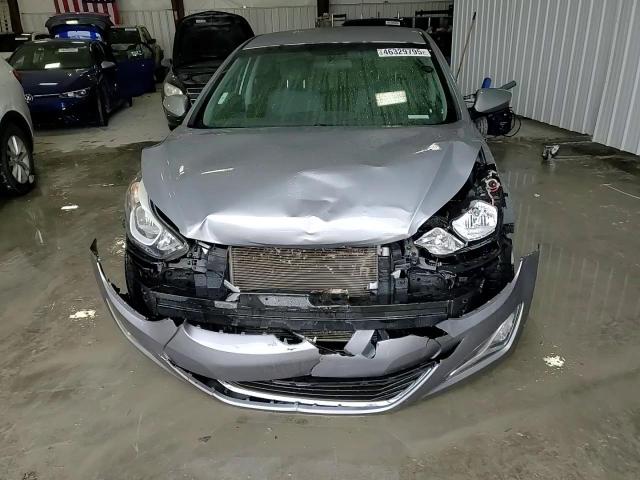 2015 Hyundai Elantra - Image 13