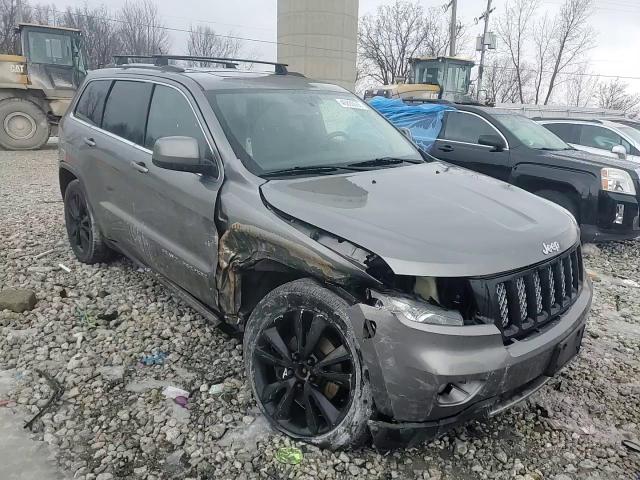 2012 Jeep Grand Cherokee - Image 12