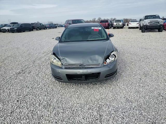 2009 Chevrolet Impala - Image 11