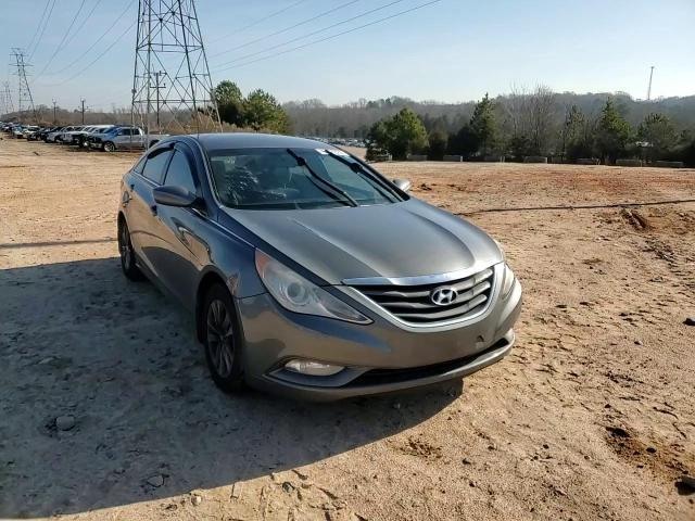 2013 Hyundai Sonata - Image 11