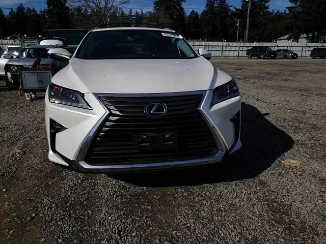 2018 Lexus RX - Image 11