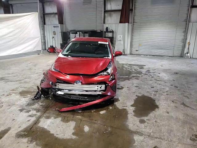 2018 Toyota Prius - Image 11
