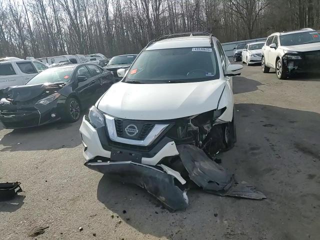 2017 Nissan Rogue - Image 11